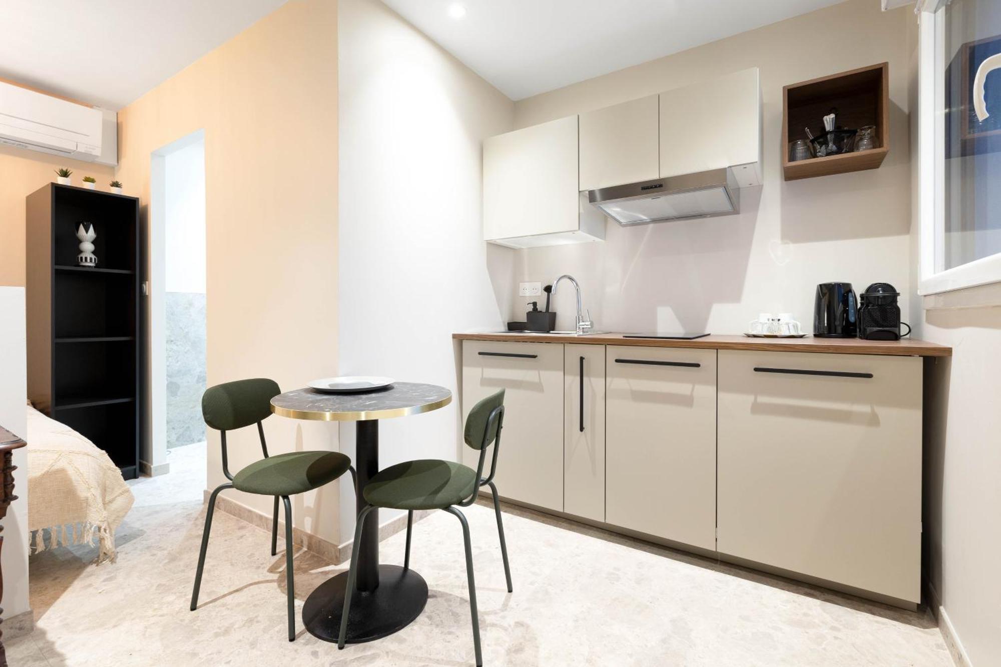 Appart Hotel Coraline - Genas Lyon Eurexpo ภายนอก รูปภาพ
